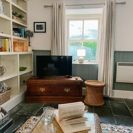 Old Pier Cottage Tarbert Tarbert  Bagian luar foto