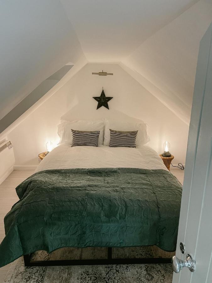 Old Pier Cottage Tarbert Tarbert  Bagian luar foto